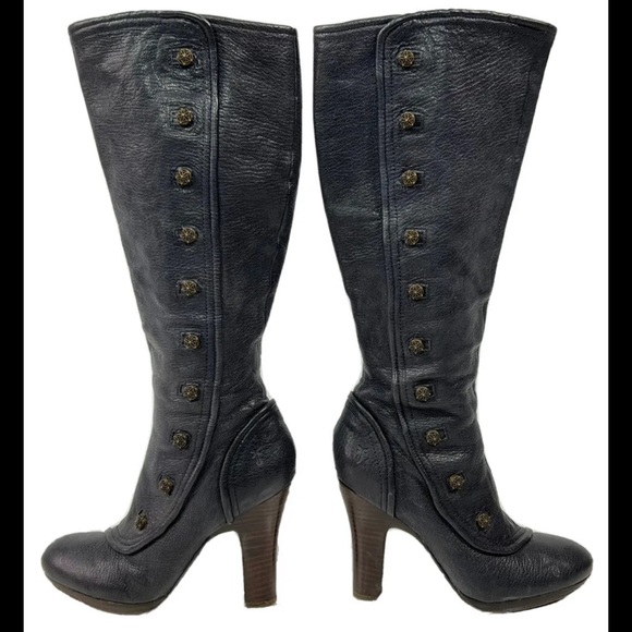SOLD OUT ❤️ Frye RARE Heeled Leather Marissa Button Boots - Picture 2 of 13